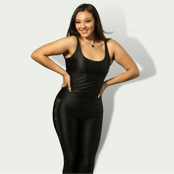 Absolutely gorgeous sustainable designer tank tops - Picture 11 of 16